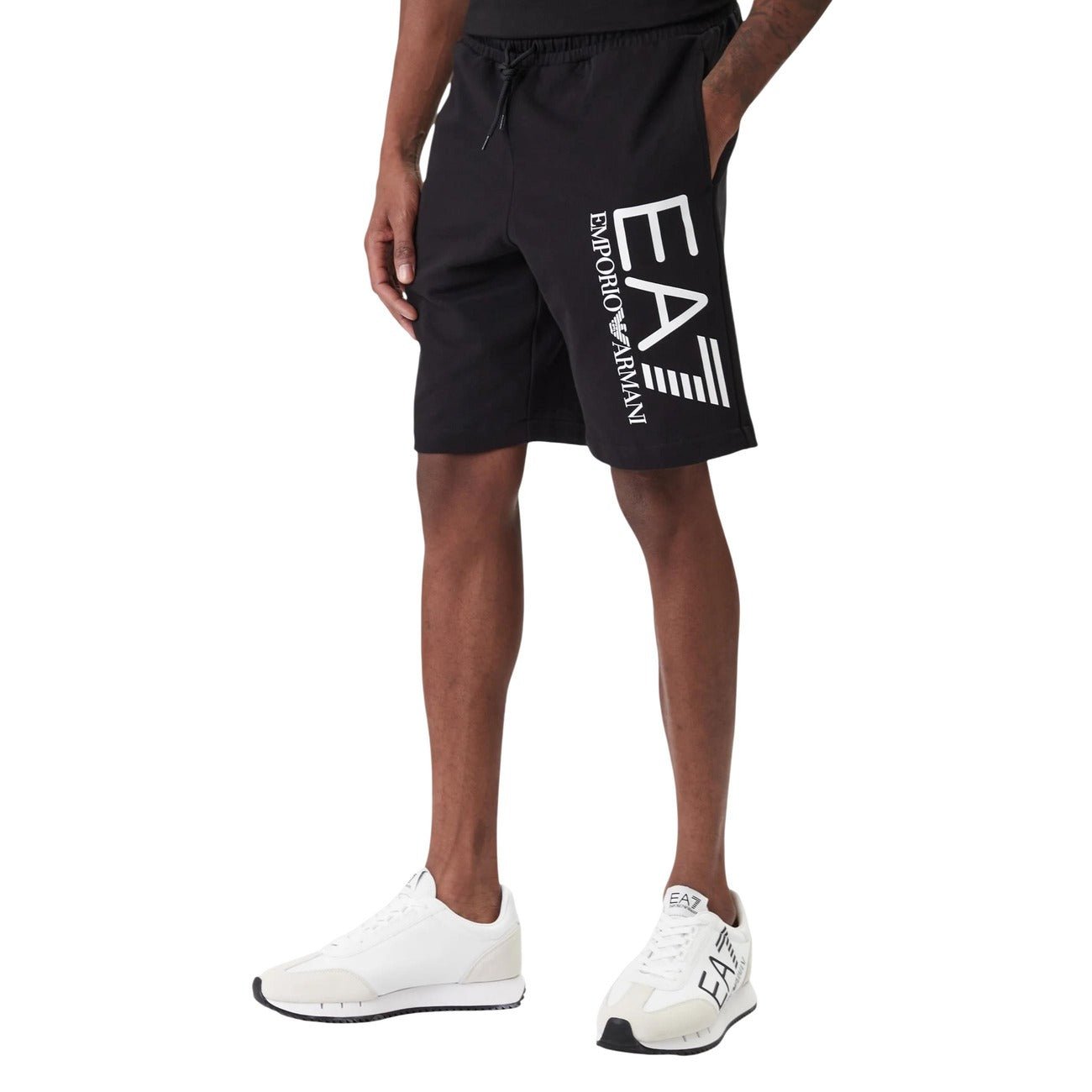 EA7 Emporio Armani Sportshort Heren – Zwarte Logo Shorts Premium Fit - Zenvogue.