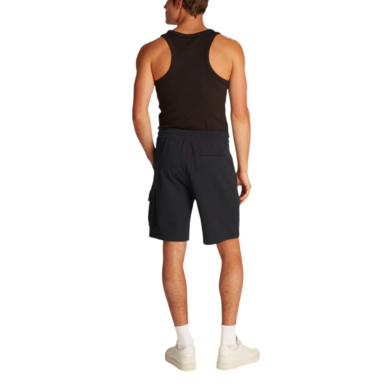 EA7 Heren Cargo Short Zwart – Sportieve Shorts met Zakken & Comfort Fit - Zenvogue.